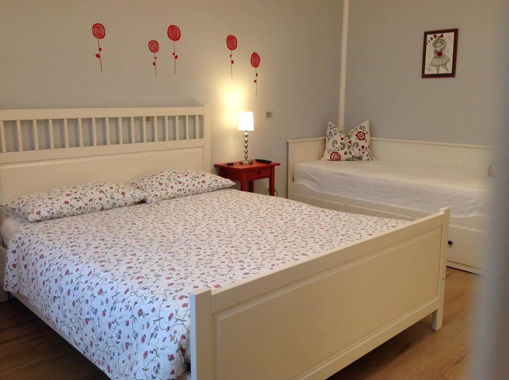 B&B Nadine フォルリ 部屋 写真